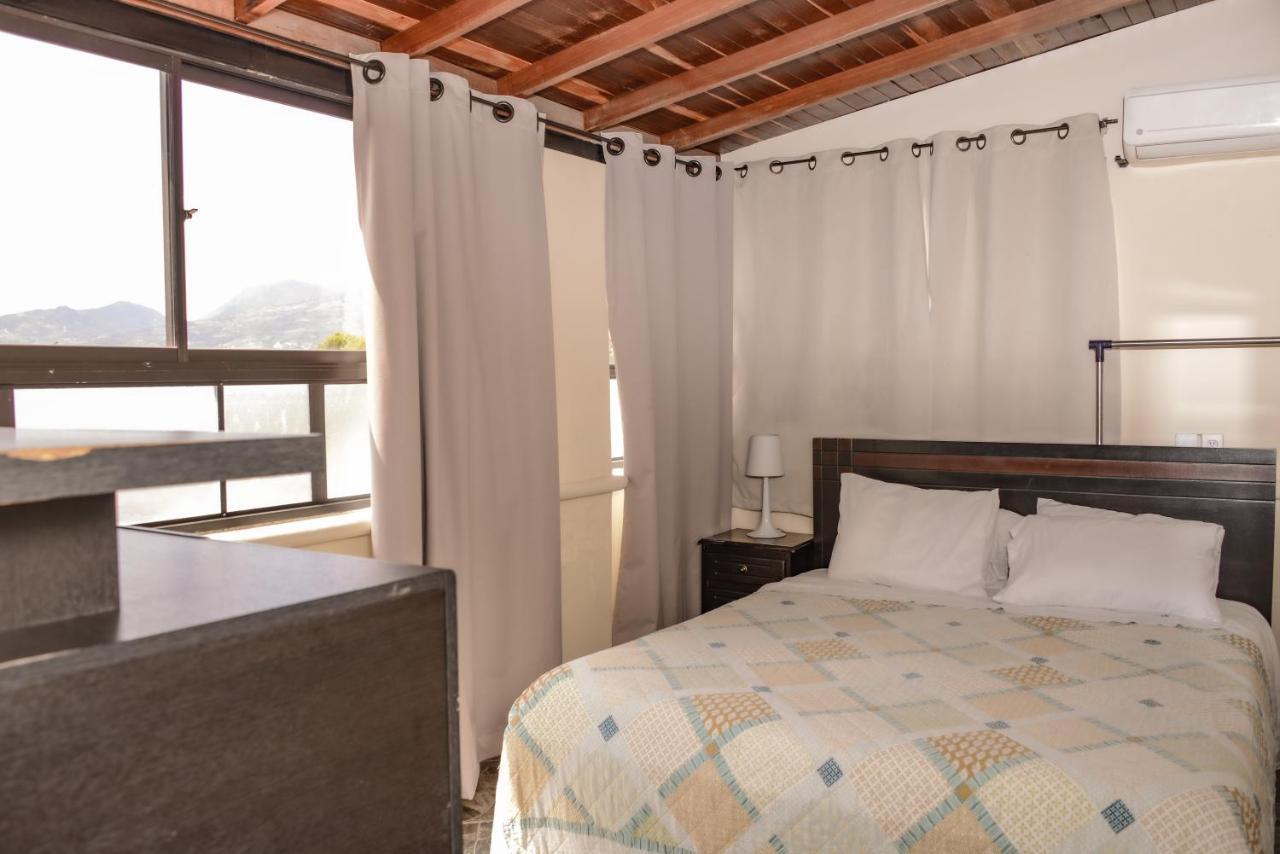 Calle 8 Suites Medellín Exteriör bild