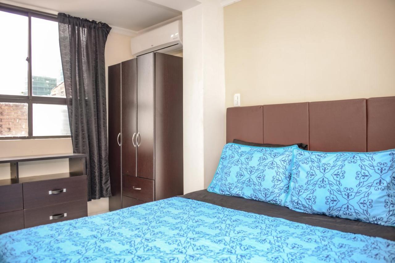 Calle 8 Suites Medellín Exteriör bild