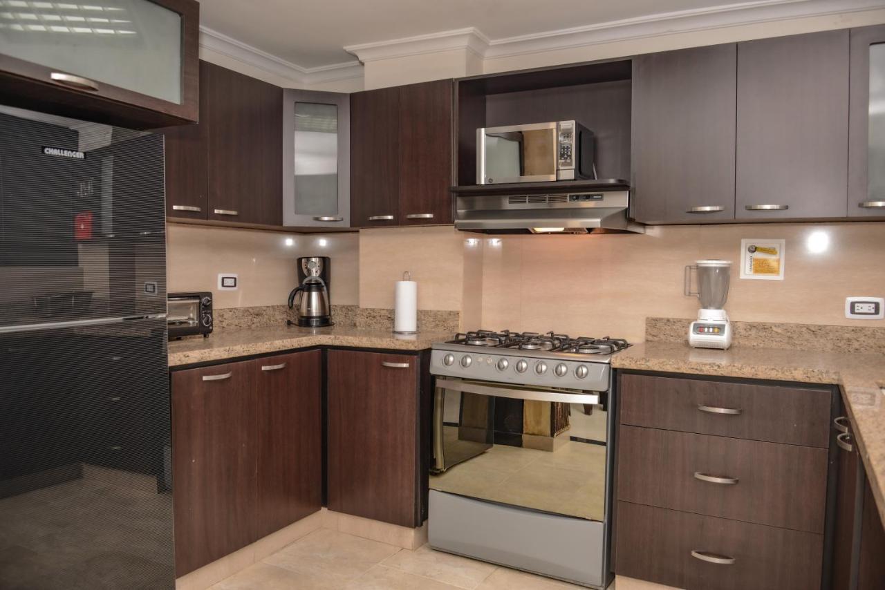 Calle 8 Suites Medellín Exteriör bild